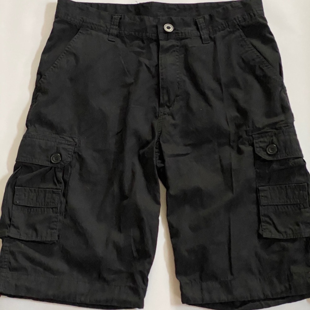 Foot Locker short